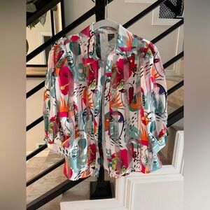 Pastel, women’s size large- can fit medium too , print designed blouse